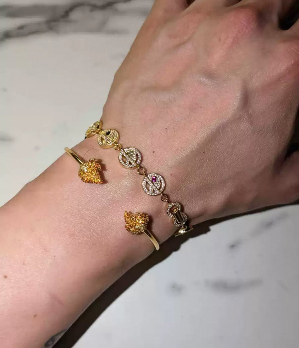 【grt30】Luxury Smile Bracelet