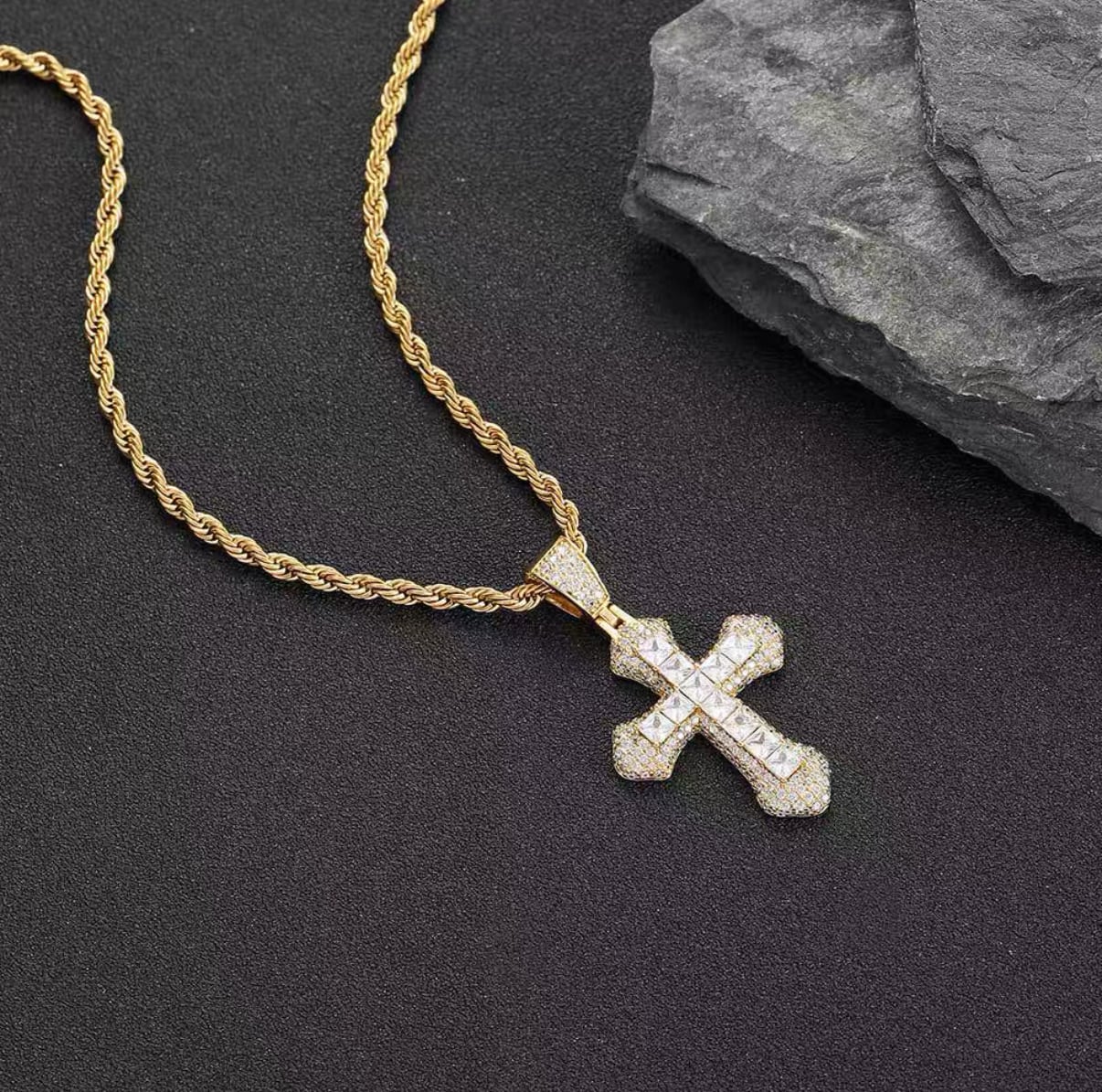 【grt45】Iced Out Sword Cross Necklace