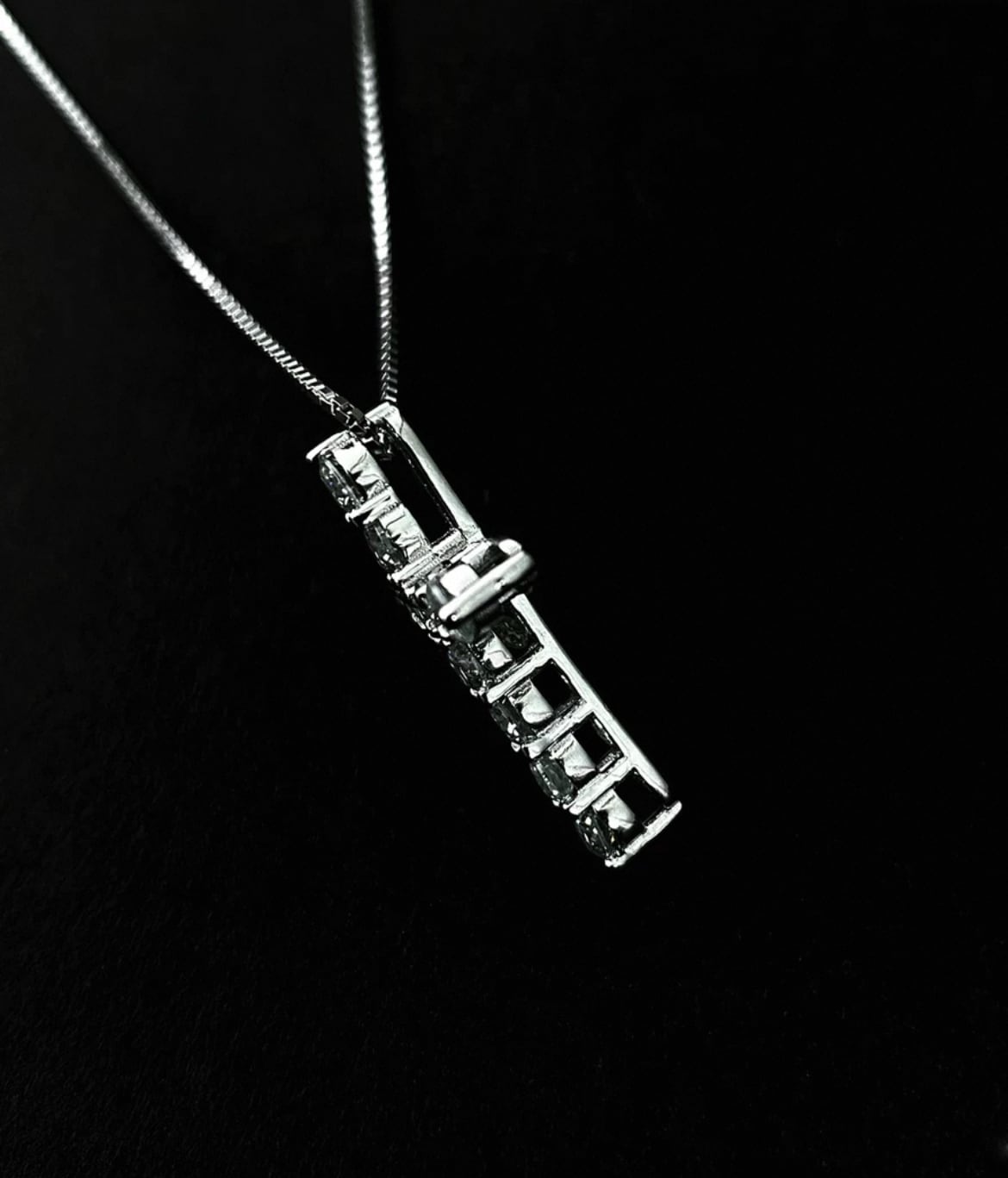 【grt21】 Luxury Cross Necklace