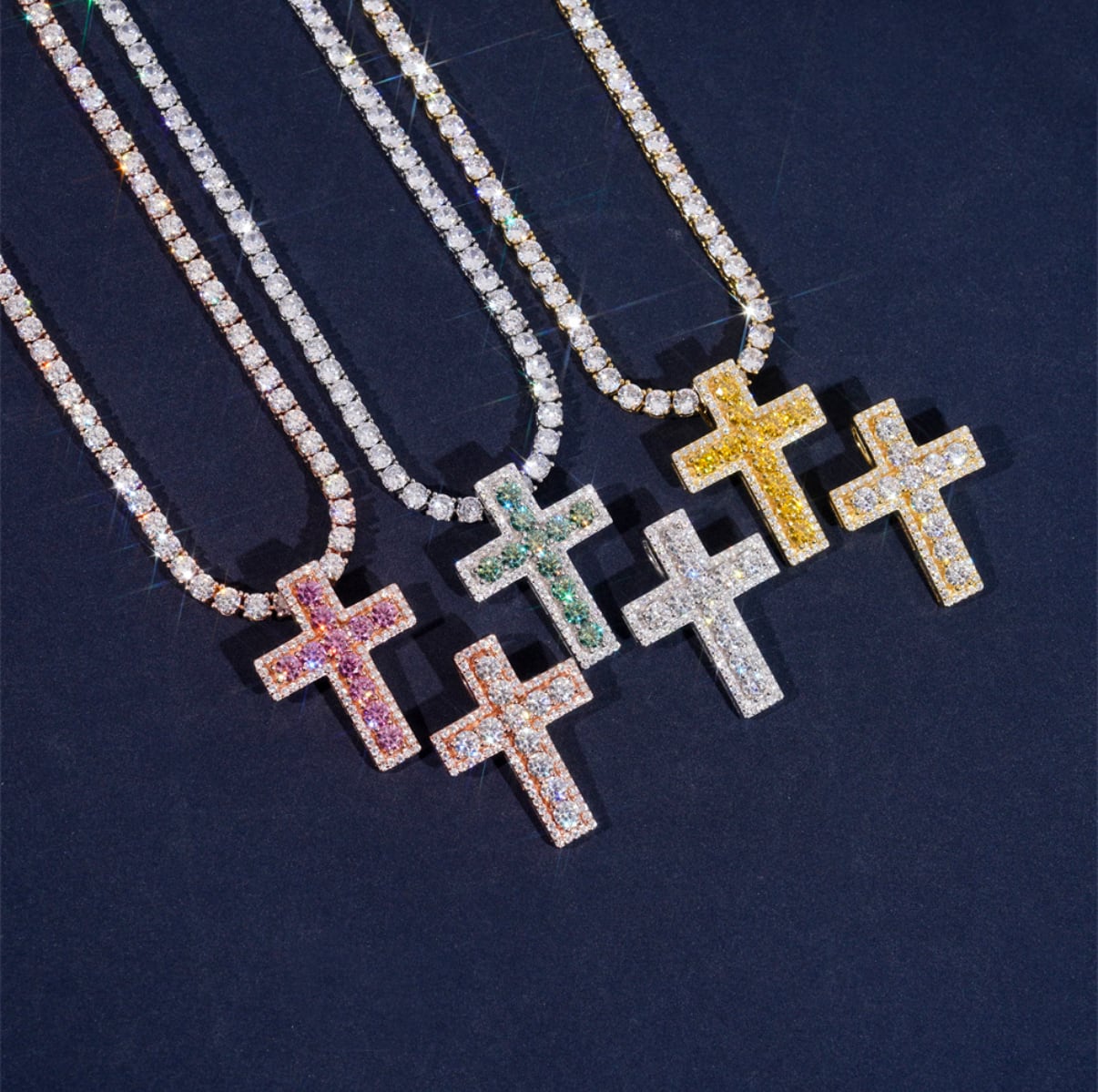 【grt15】Luxury Moissanite Cross Pendant