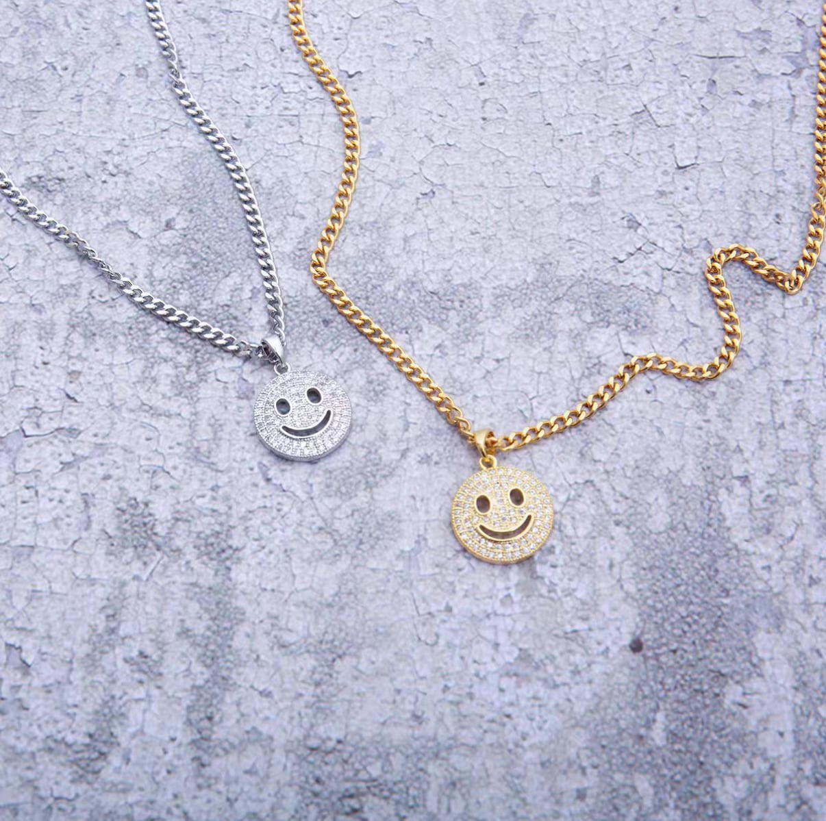 【grt43】Smile Necklace